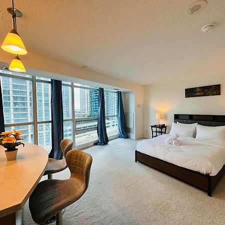 Rivetstays - The Yonge Торонто Екстер'єр фото