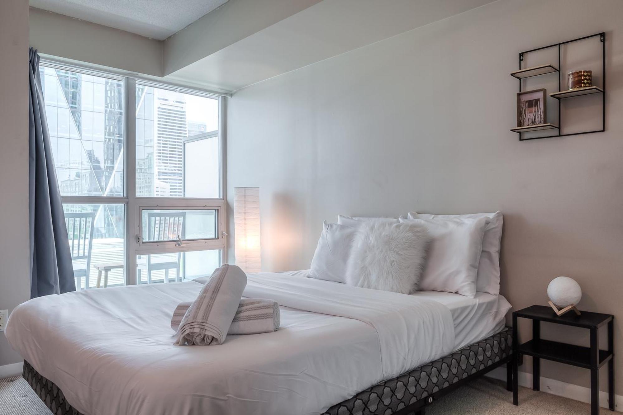 Rivetstays - The Yonge Торонто Екстер'єр фото