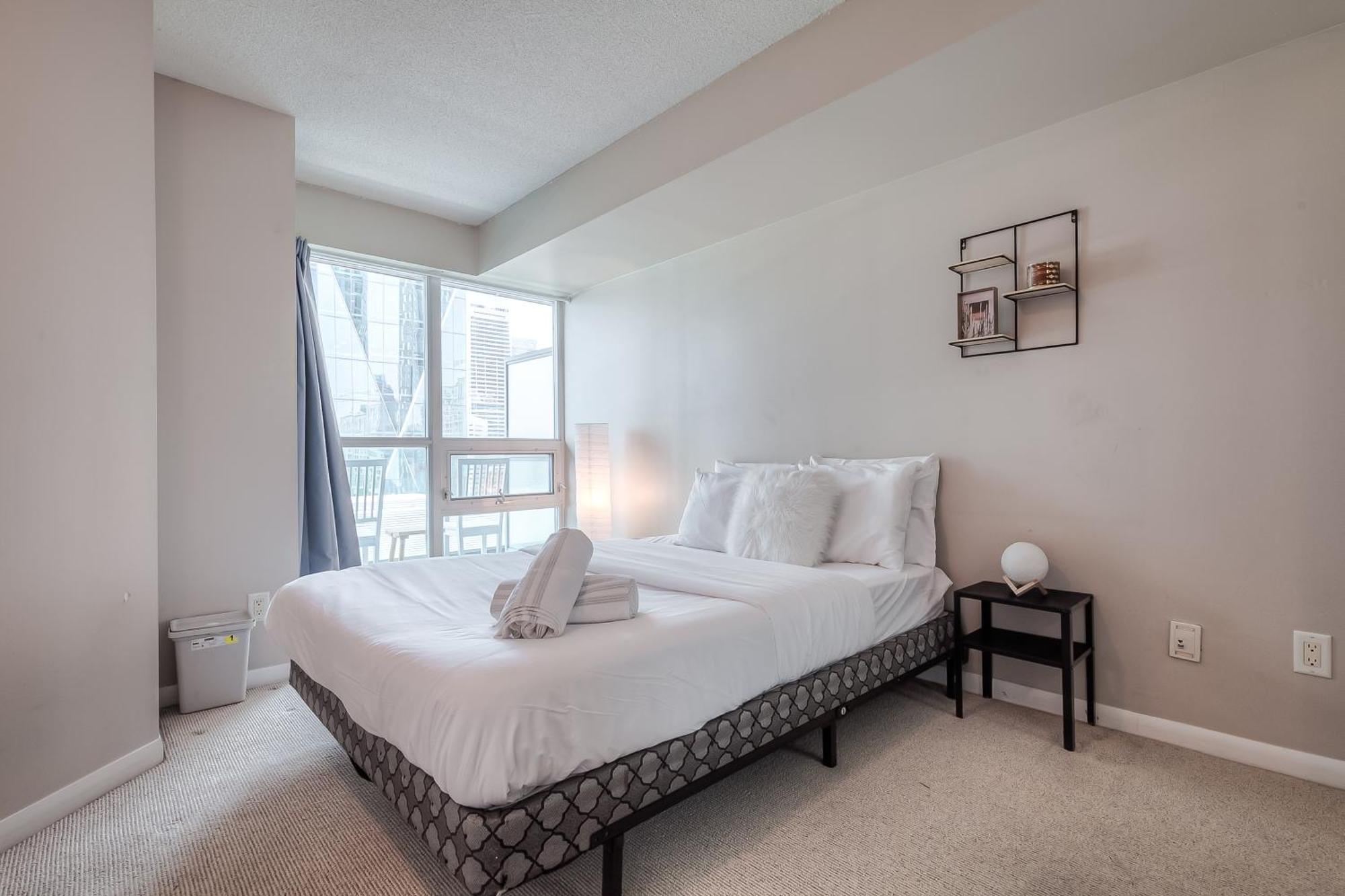 Rivetstays - The Yonge Торонто Екстер'єр фото