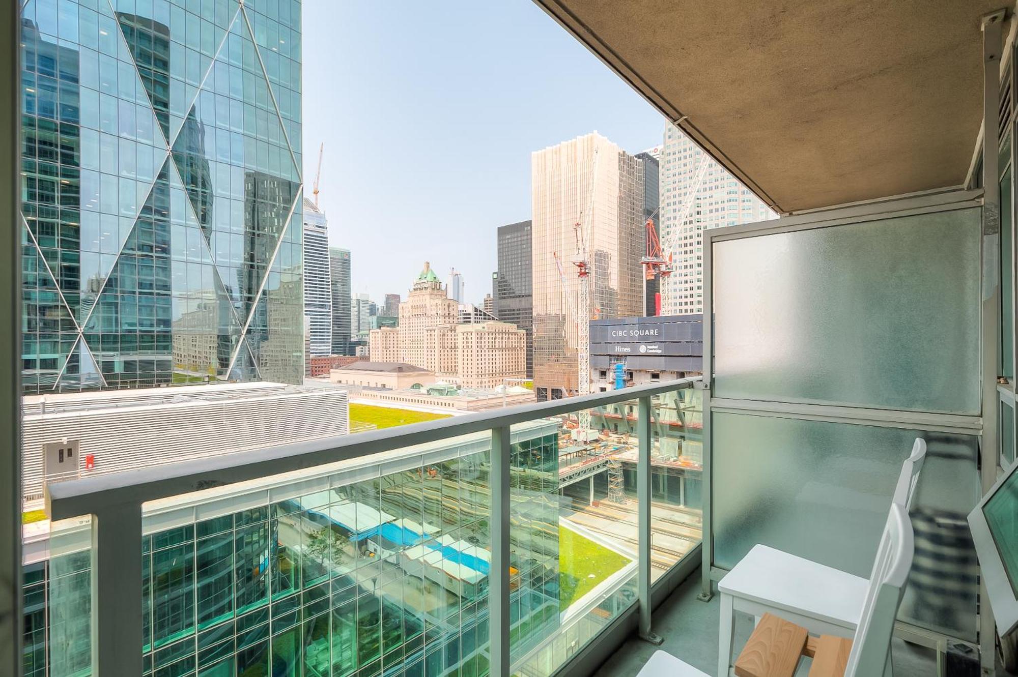 Rivetstays - The Yonge Торонто Екстер'єр фото