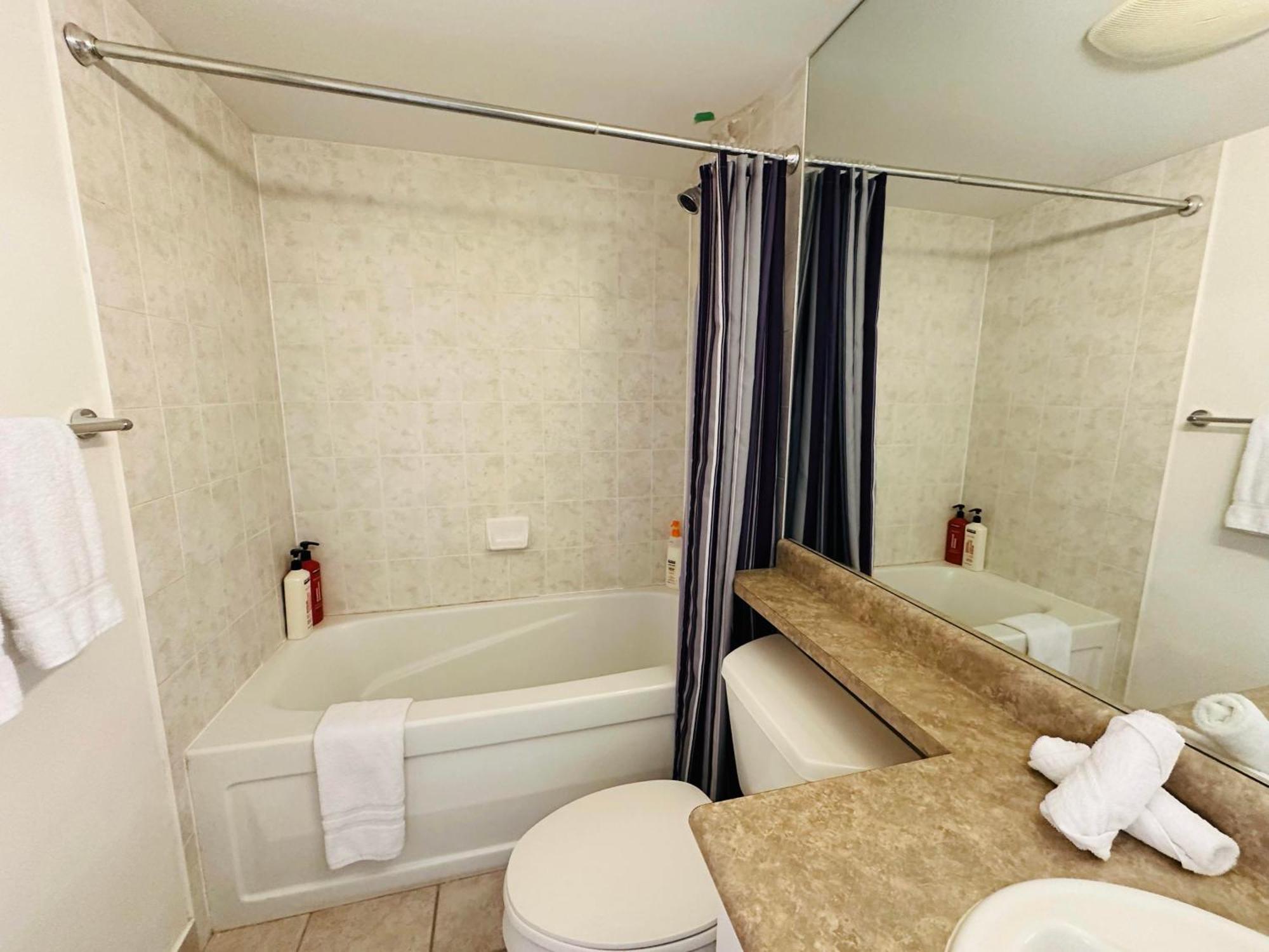 Rivetstays - The Yonge Торонто Екстер'єр фото