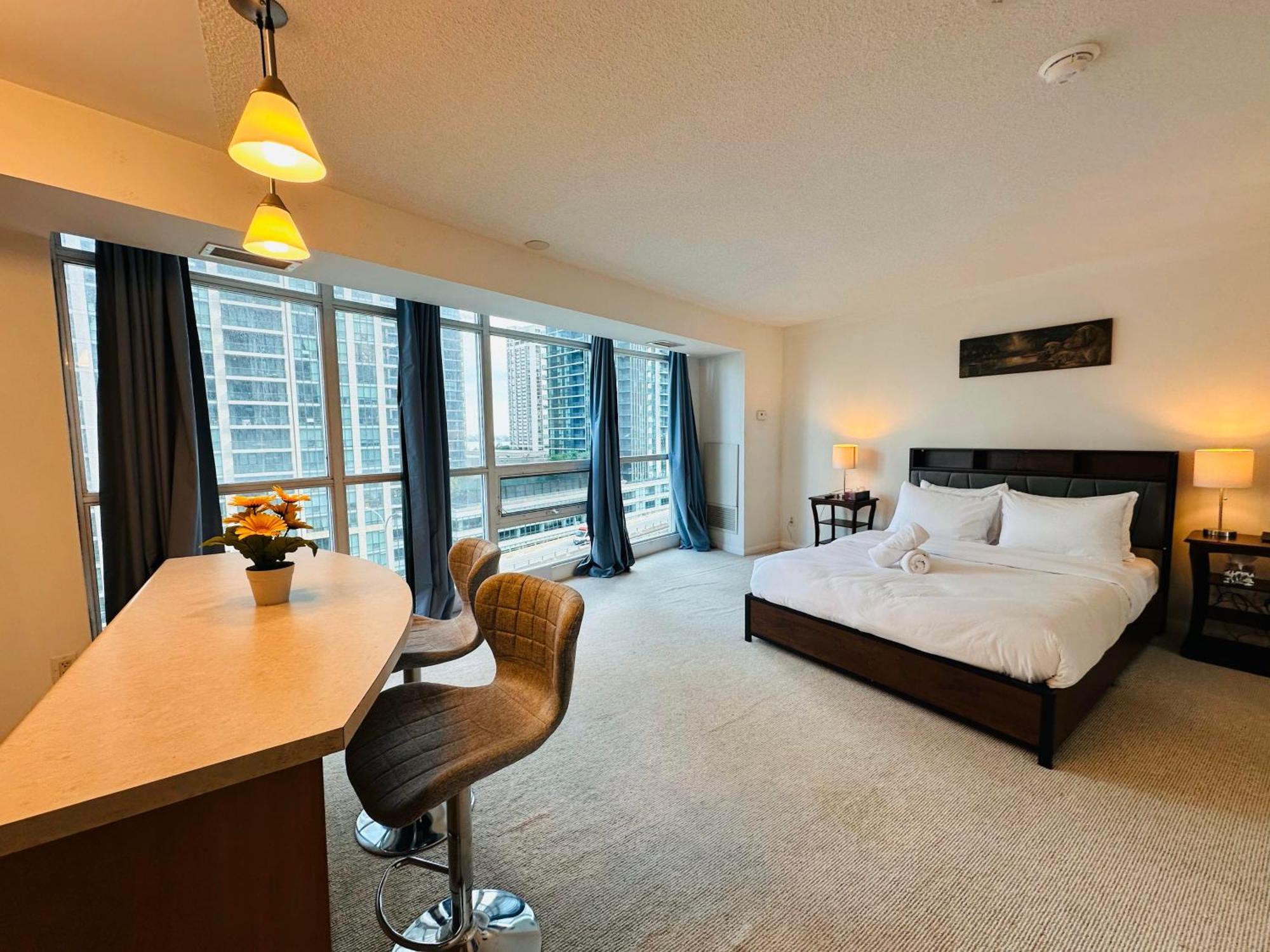 Rivetstays - The Yonge Торонто Екстер'єр фото